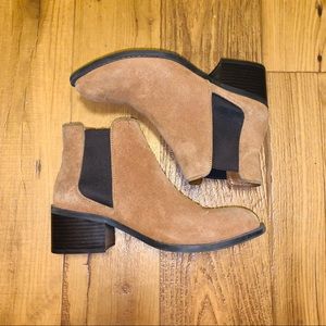 Camel Chelsea Boots